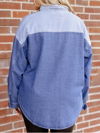 Spliced striped fabric pocket denim shirt